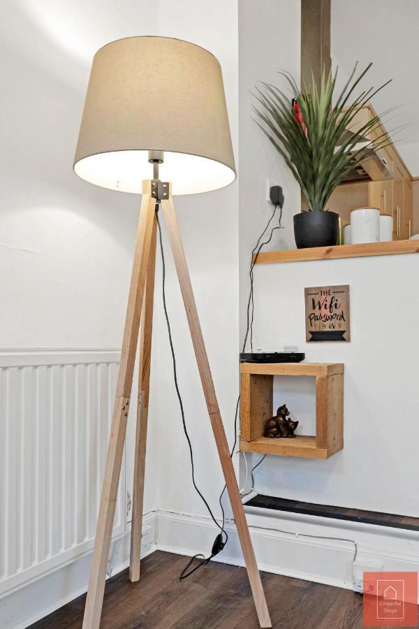 Cheerful Stays: Spacious Flat In Vibrant Leith EDI Kültér fotó