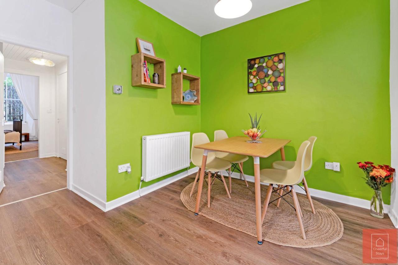 Cheerful Stays: Spacious Flat In Vibrant Leith EDI Kültér fotó